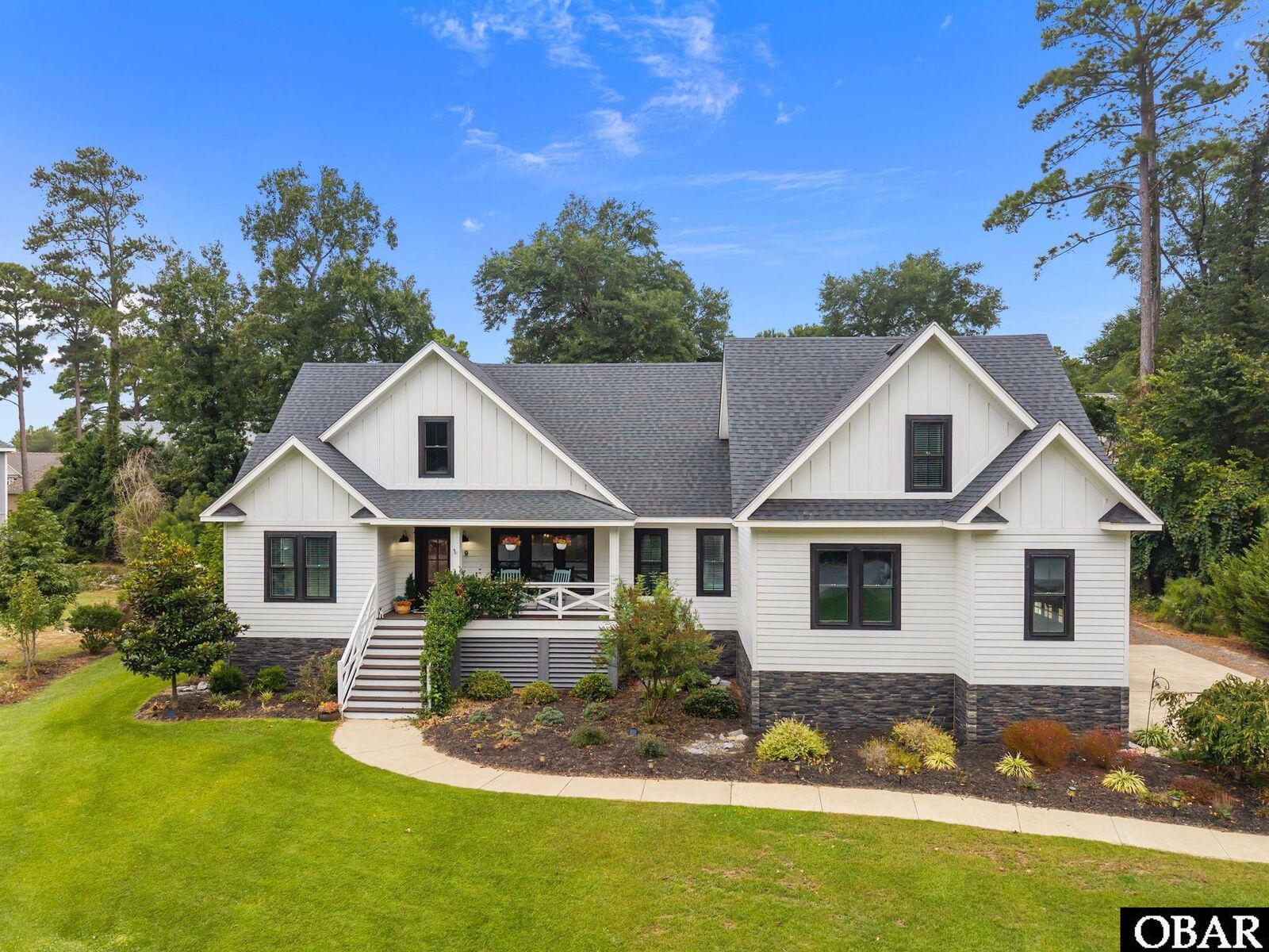 Property Photo: 9 Blue Pete Court NC 27949-3841