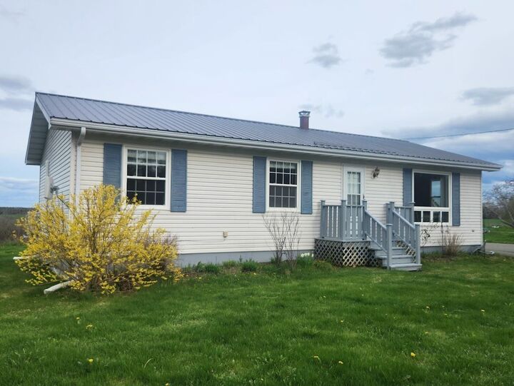 Photo de la propriété:  3592 Trans Canada Hwy  PE C0A 1R0 