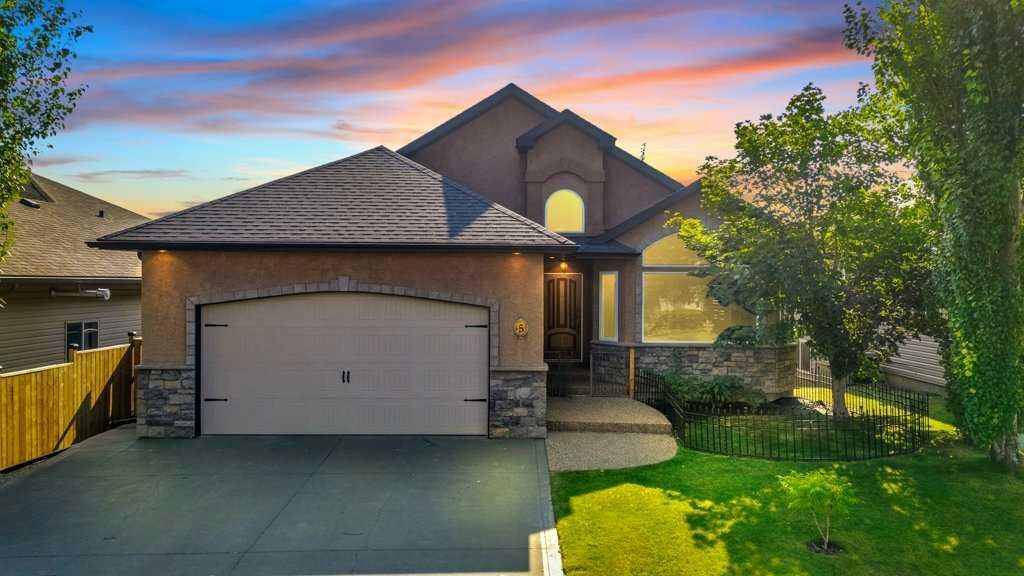 Property Photo: 5 Ebony Street AB T4L 0A4