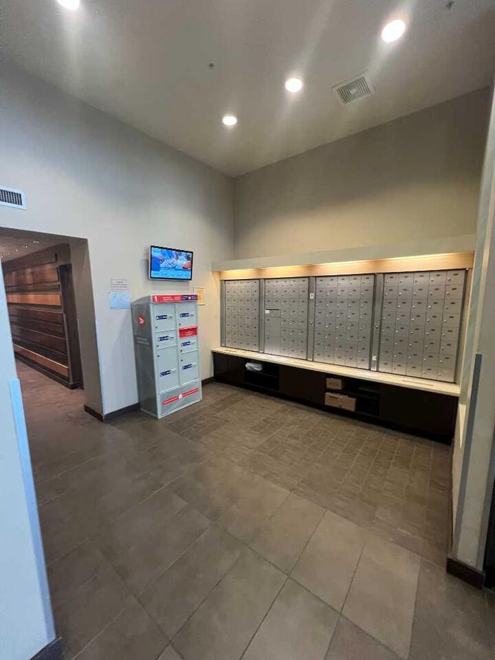 55 Spruce Place SW 1003  Calgary AB T3C 3X6 photo