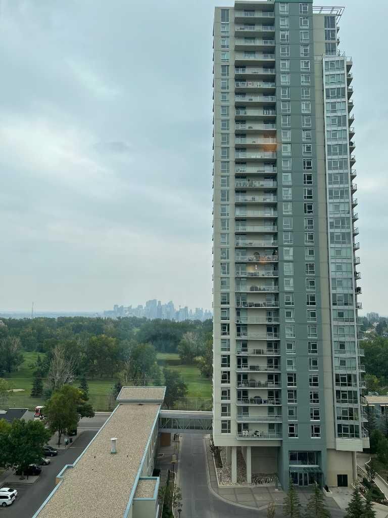Property Photo: 55 Spruce Place SW 1003 AB T3C 3X6