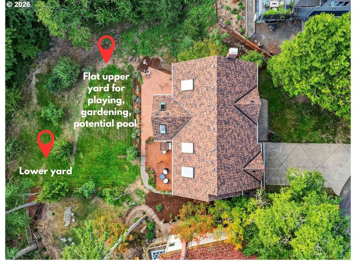 Property Photo: 8452 NW Timber Ridge Ct OR 97229