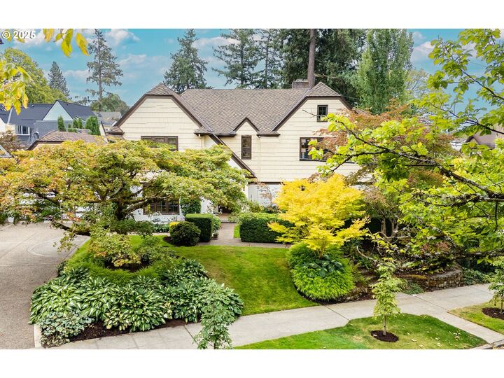 2908 SE Tolman St  Portland OR 97202 photo