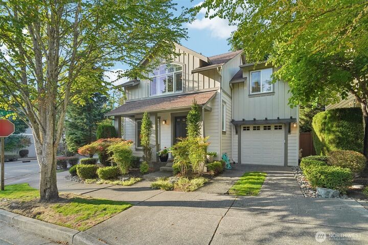 Property Photo:  907  148th Street SE  WA 98012 