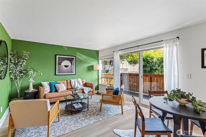 Property Photo:  4219  Whitman Avenue N 2  WA 98103 