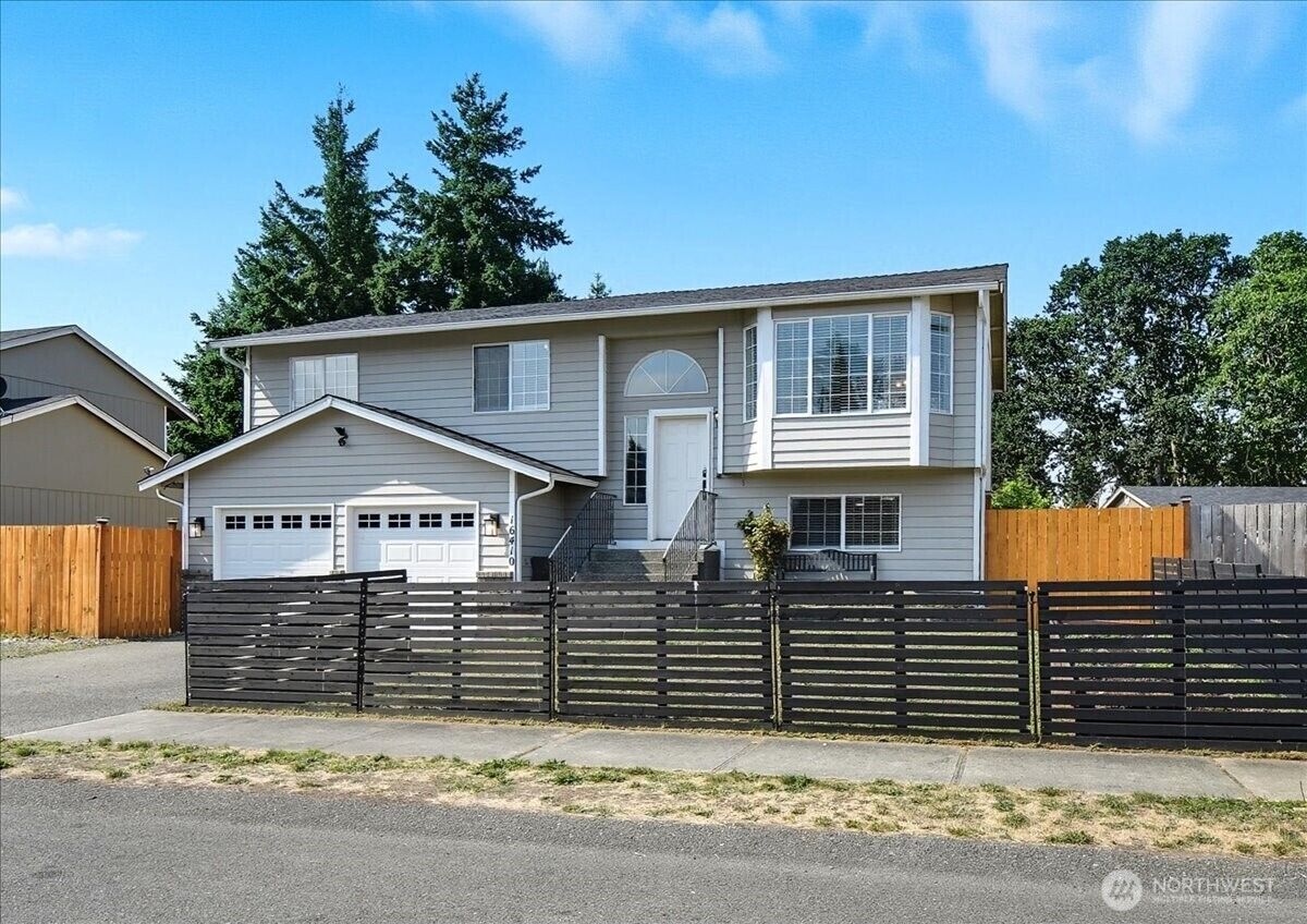 Property Photo: 16410 44th Avenue E WA 98446