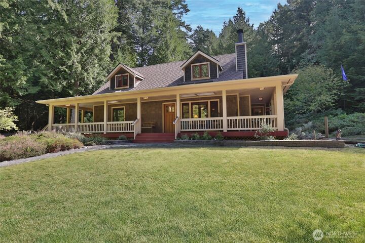 Property Photo:  165  Byron Road  WA 98250 