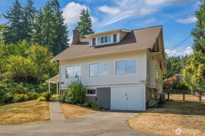 10110 SE Southworth Drive  Port Orchard WA 98366 photo