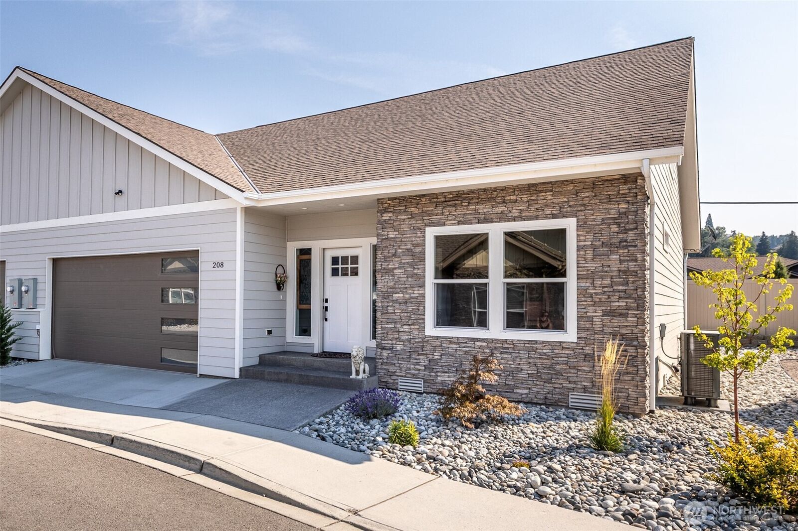 Property Photo:  208  Solomon Loop NW  WA 98802 