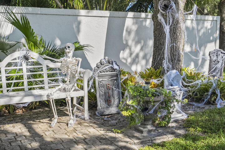 Property Photo: 10370 SE Jupiter Narrows Drive FL 33455