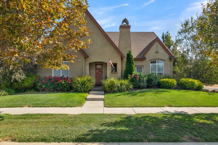 Property Photo: 668 Meyer Street CA 93930