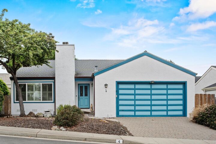 Property Photo:  4 Primrose Circle  CA 93955 
