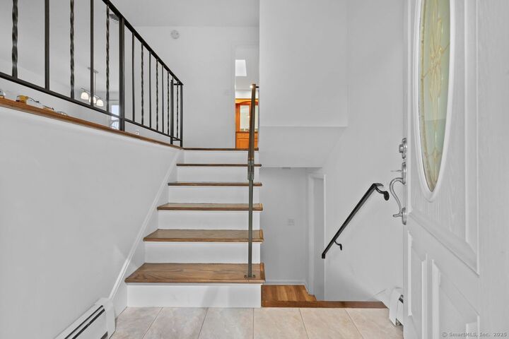 Property Photo:  120 Sheffield Circle  CT 06614 