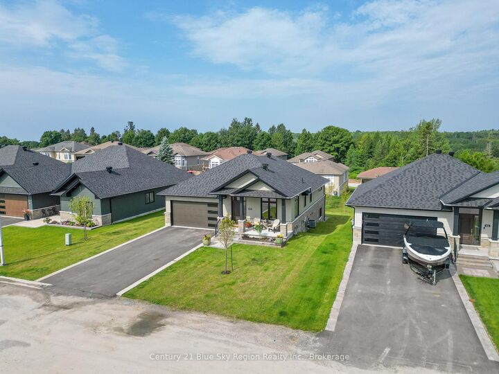 Photo de la propriété:  37 Silver Maple Lane  ON P1C 0B5 