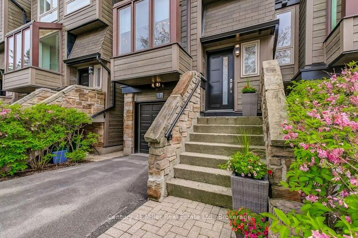 Property Photo:  1120 Queens Avenue 17  ON L6H 2B5 