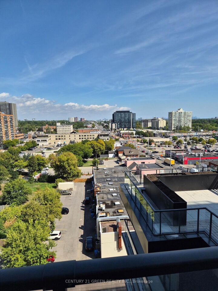 Property Photo: 3009 Novar Road 902 ON L5B 0P9