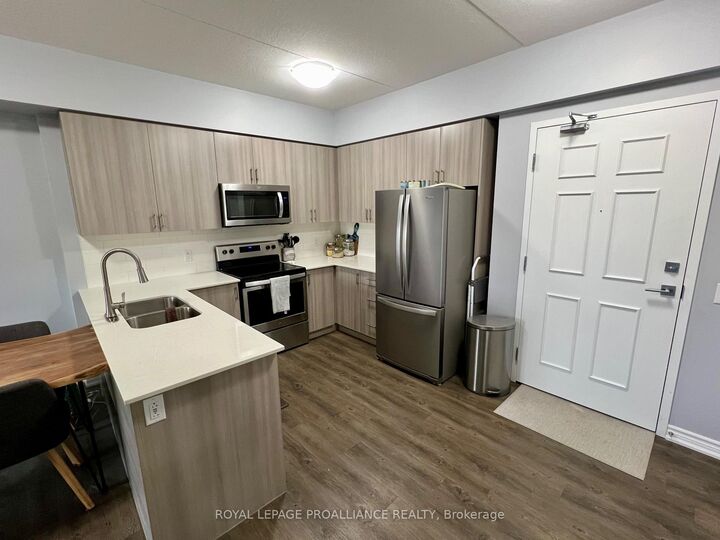 Property Photo: 290 Liberty Street N 302 ON L1C 0V5