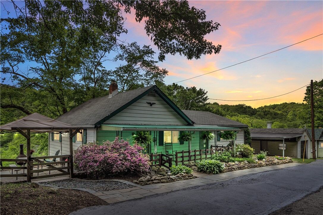 Property Photo:  474 Exton Lake Rd  PA 15613 