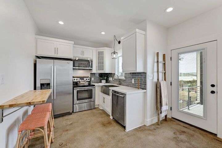 3005 Constitution Square  Lago Vista TX 78645 photo