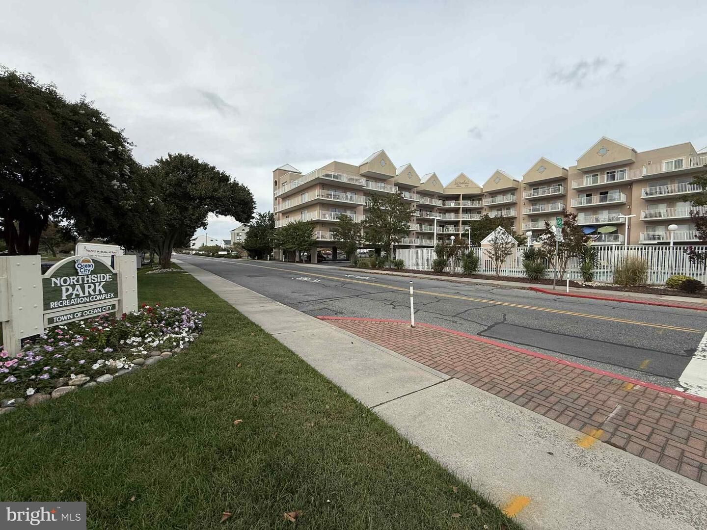 Property Photo:  104 125th Street 202  MD 21842 