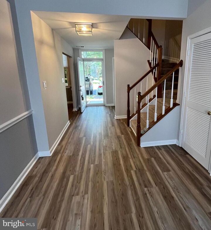 Property Photo:  208 W Park Drive  VA 22554 