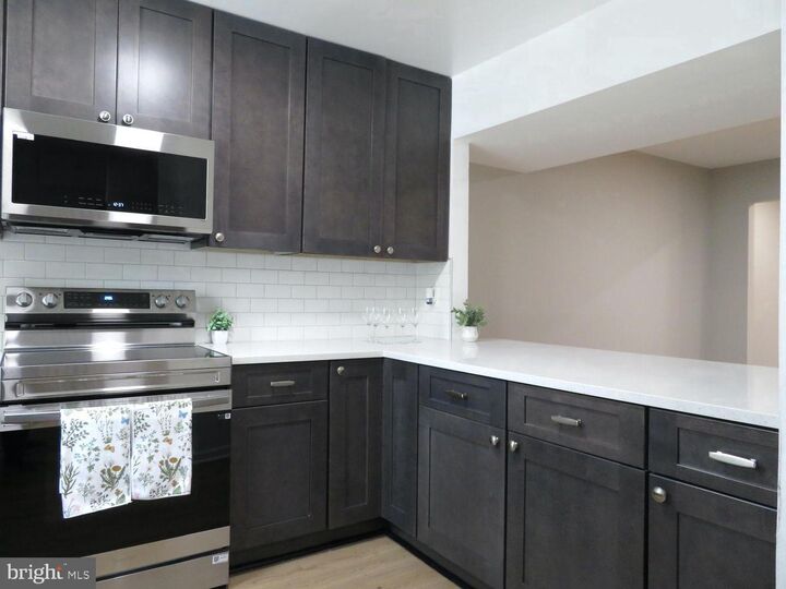 Property Photo:  6 Glyndale Court  MD 21136 