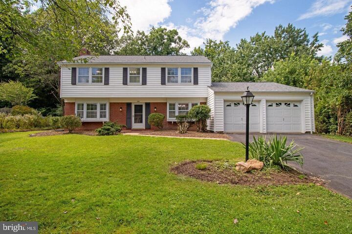 13145 Madonna Lane  Fairfax VA 22033 photo