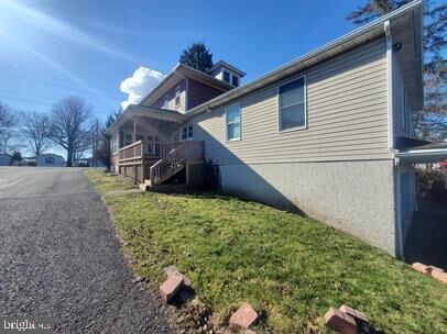 Property Photo: 2871 E High Street PA 19464