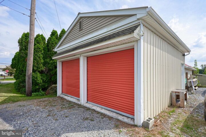 Property Photo: 642 Millwood Road PA 17584
