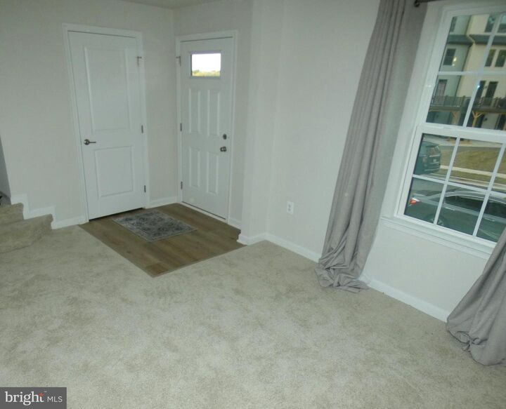 Property Photo: 1014 Trestle Drive VA 22401