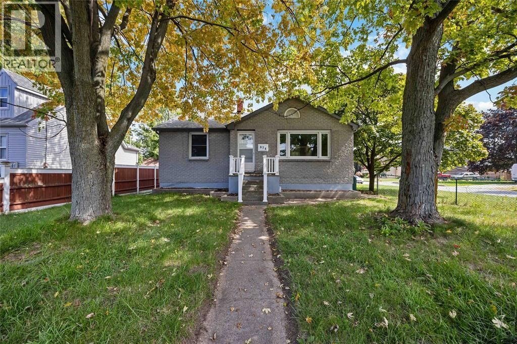 Property Photo:  674 Murphy Road  ON N7S 2X5 