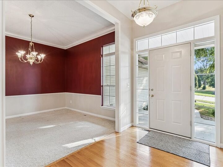 Property Photo:  179 Crandall Drive NE  IA 52402 