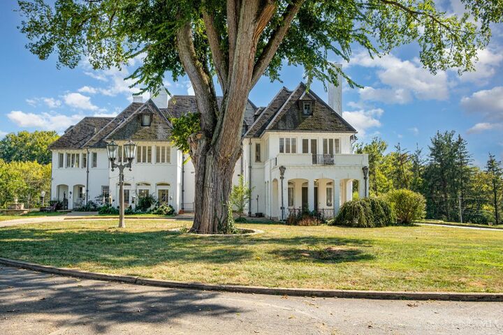 Property Photo:  2825 Pond Run Road  OH 45157 