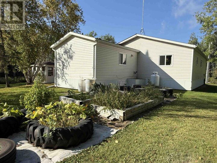 Property Photo: 190 Shinkman Rd ON P0V 2V0