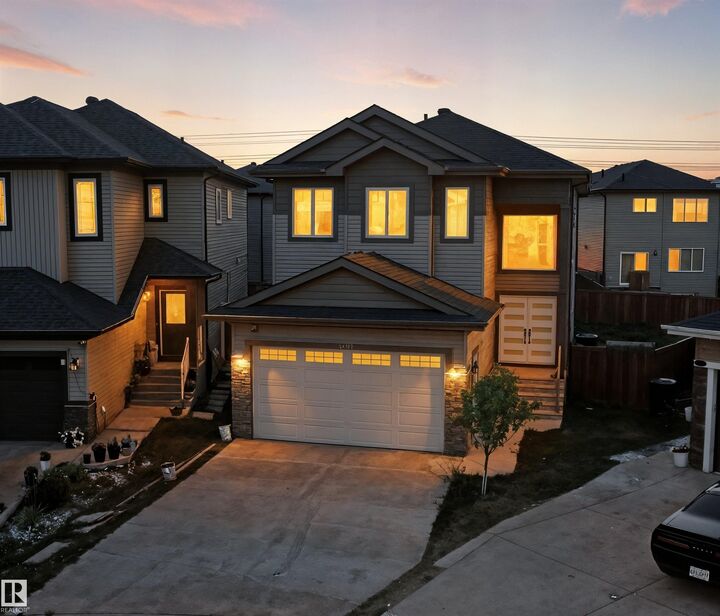Property Photo:  1492 25 Street NW  AB T6T 2L3 