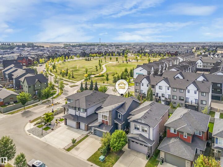 Property Photo:  4162 Charles Link SW  AB T6W 3H1 