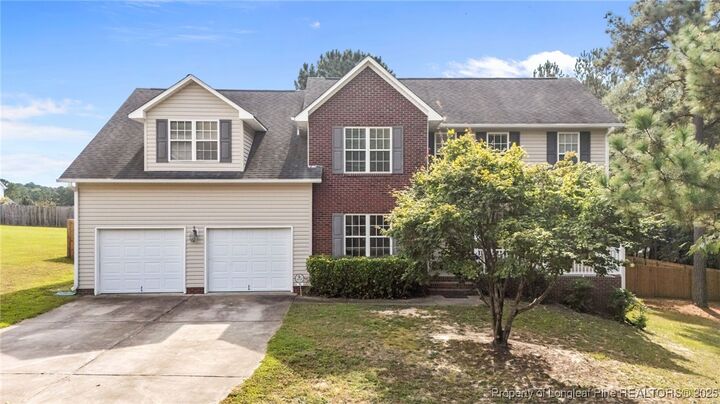Property Photo:  69 Briarwood Place  NC 27332 