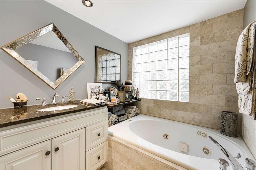Property Photo:  2323 Shenandoah Avenue NE  GA 30305 