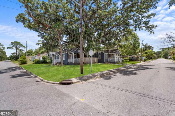 Property Photo: 2141 New York Avenue GA 31404