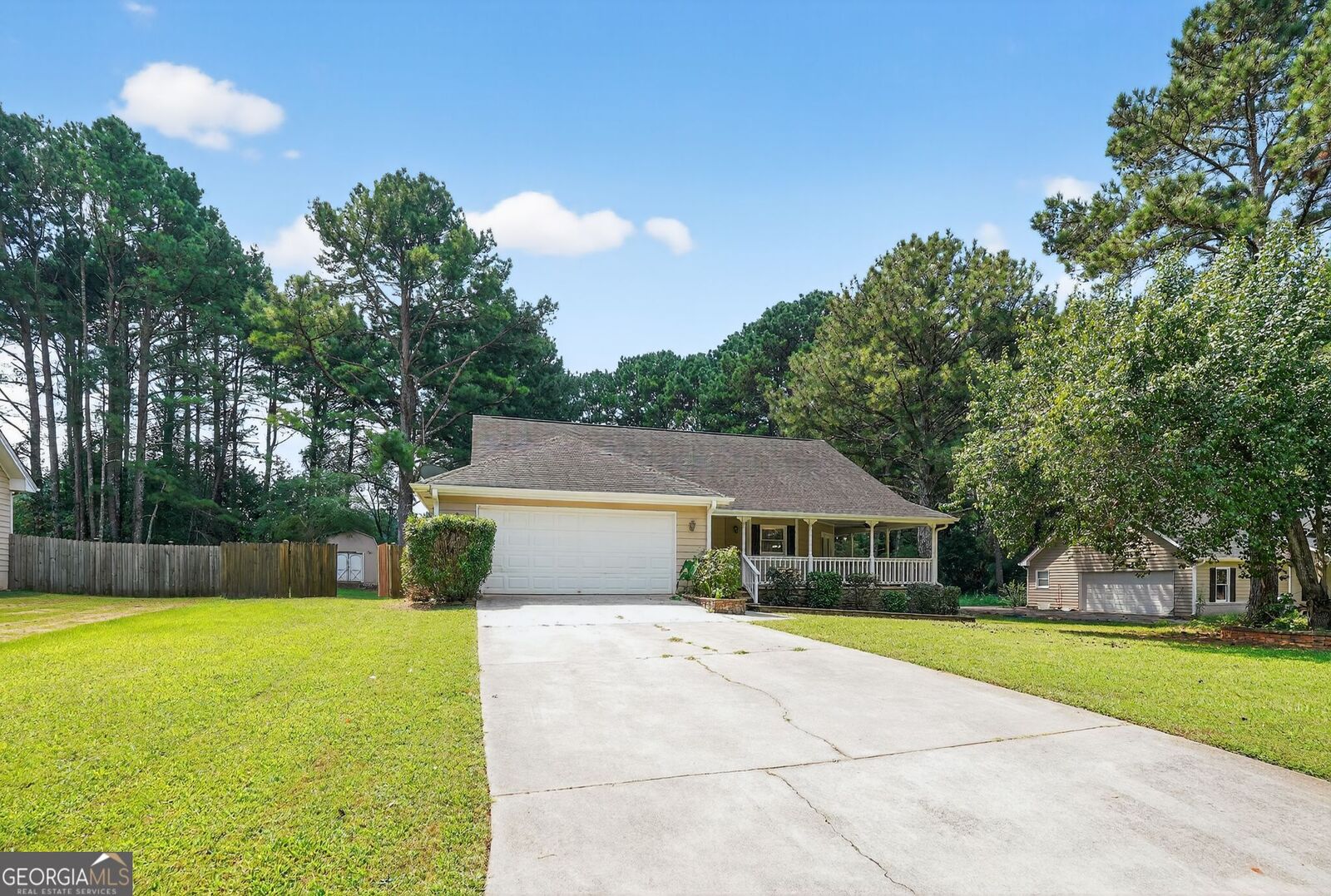 Property Photo:  80 Trotters Walk  GA 30016 