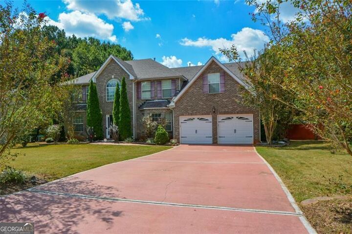 Property Photo: 925 Reda Court GA 30253
