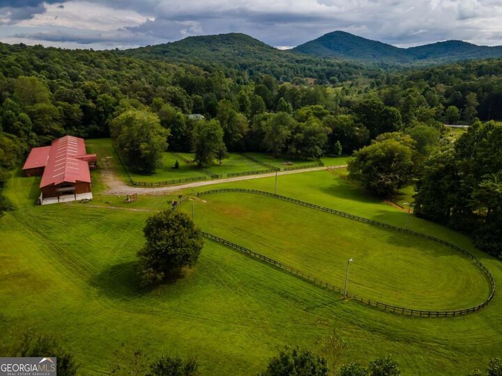 Property Photo: 86 Stable Gate Drive GA 30512