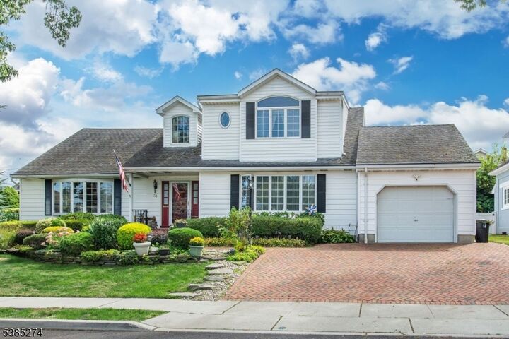32 Rose St  Wood-Ridge Boro NJ 07075 photo
