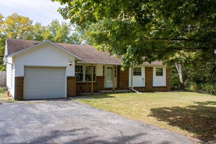 Property Photo:  823 W Lincolnway  IN 46725-8703 