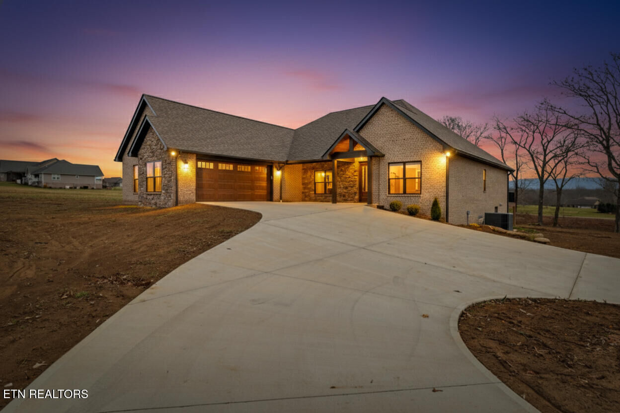 Property Photo:  5843 Dunbar Rd  TN 38572 