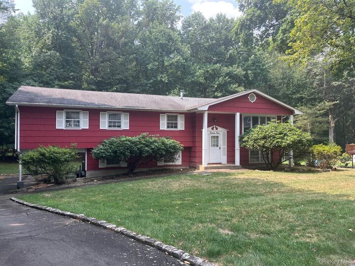 9 Ross Place  Tappan NY 10983 photo
