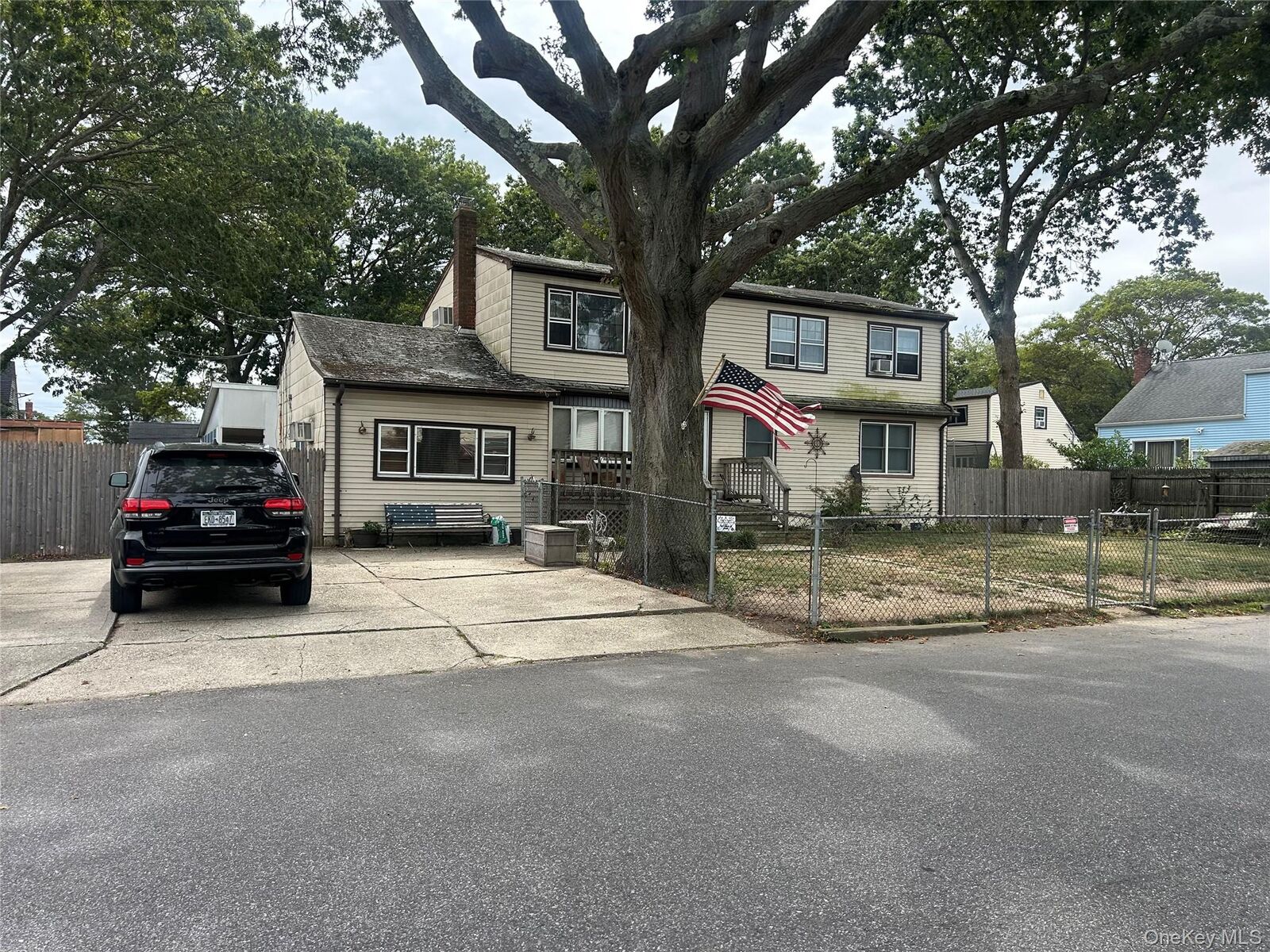 Property Photo:  104 27th Street  NY 11726 