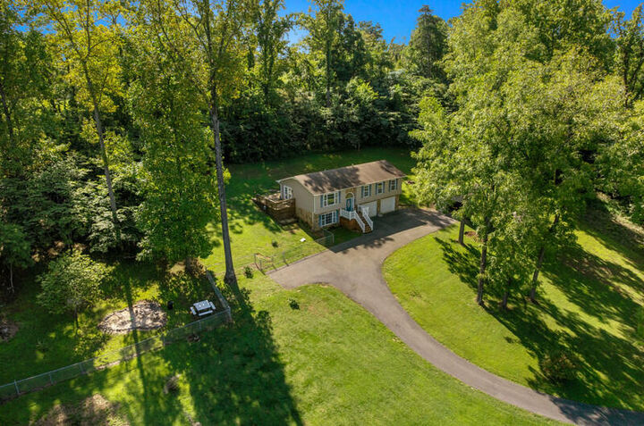Property Photo: 1187 Colvert Rd TN 37818
