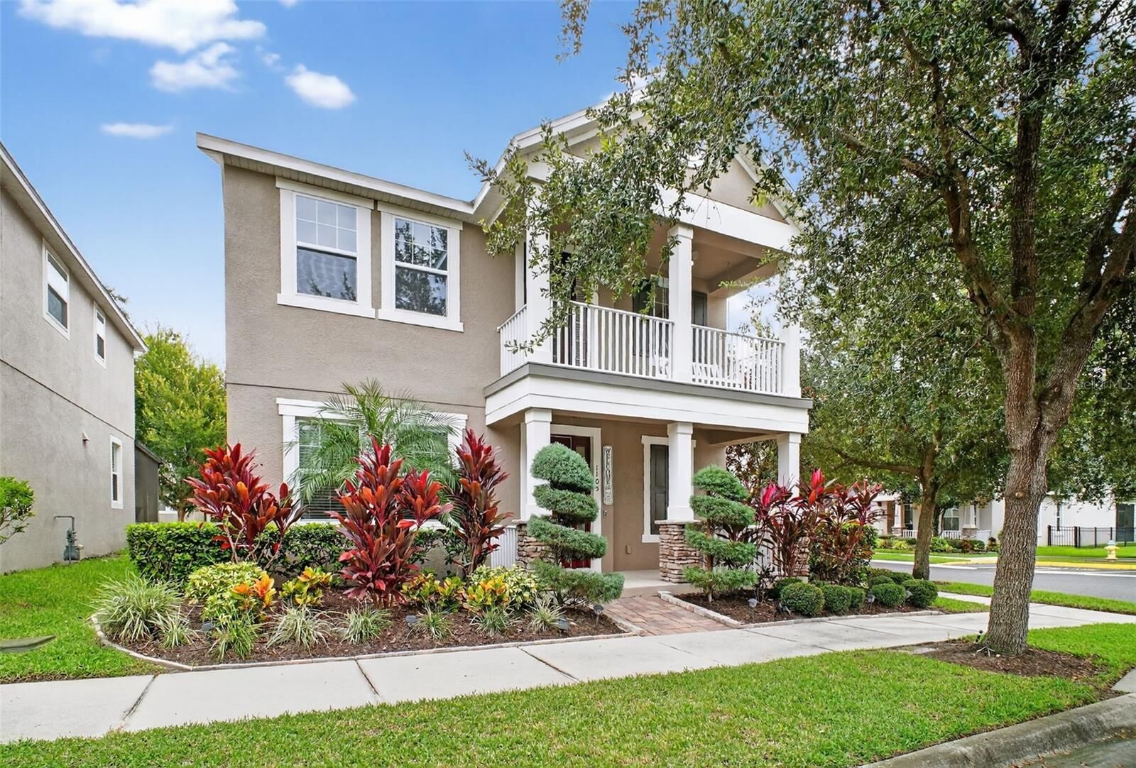 Property Photo: 1105 Eagle Run Way FL 34761