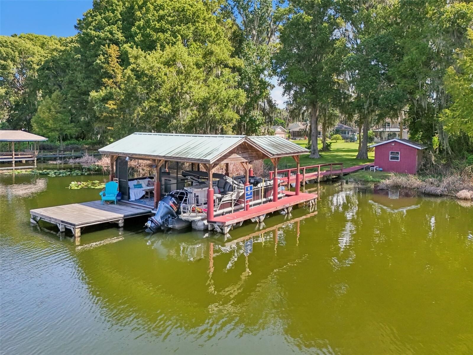 Property Photo: 1401 S 9th Street FL 34748